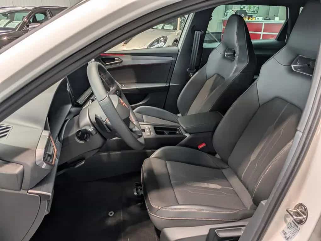Cupra Leon Sportstourer 2.0 TSI 4Drive DSG VZ 11/2023-photo-7