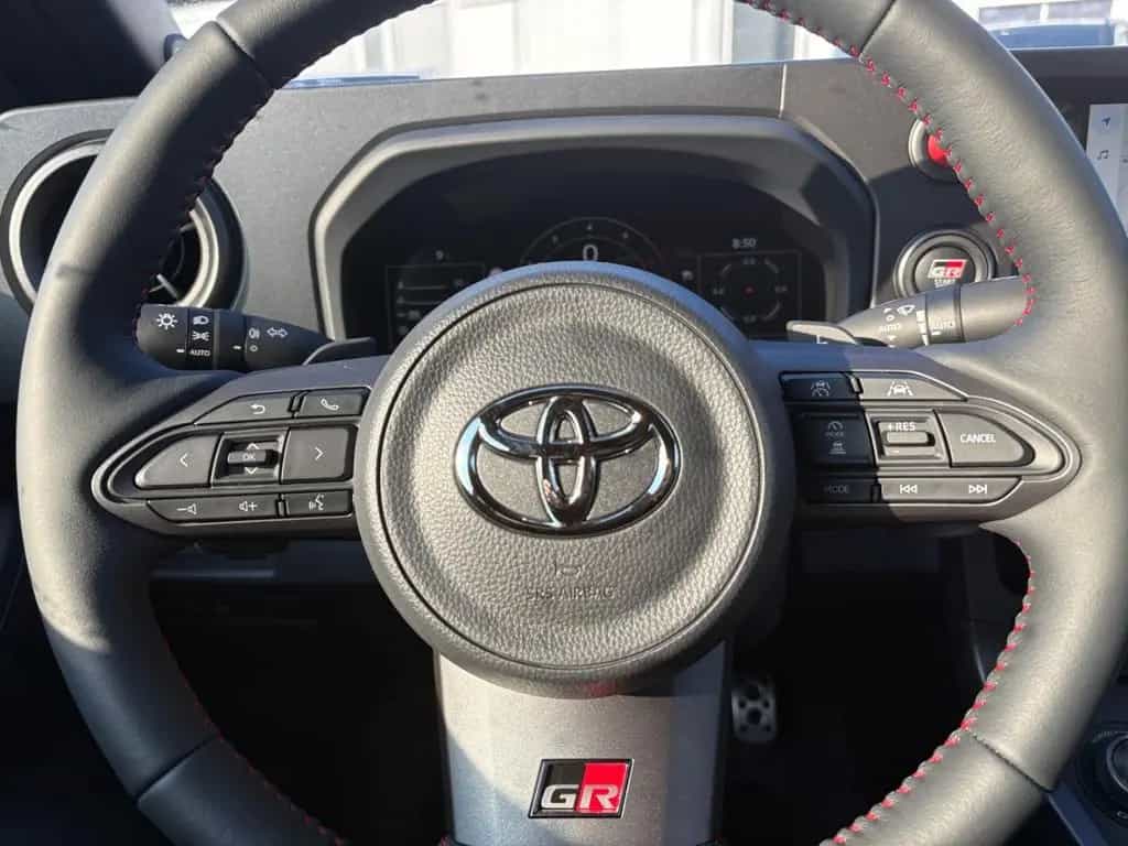 Toyota Yaris GR Automatik *18'' BBS geschmiedet*JBL*CAM 12/2024-photo-10
