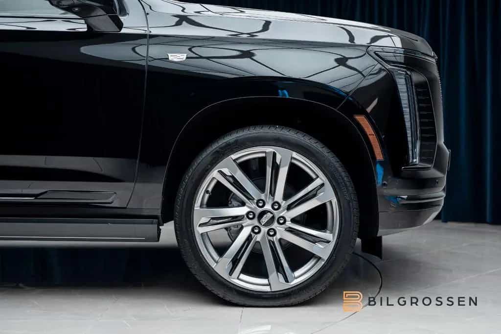 Cadillac Escalade Platinum Sport Exclusive Seats 24" MY26 null-photo-12