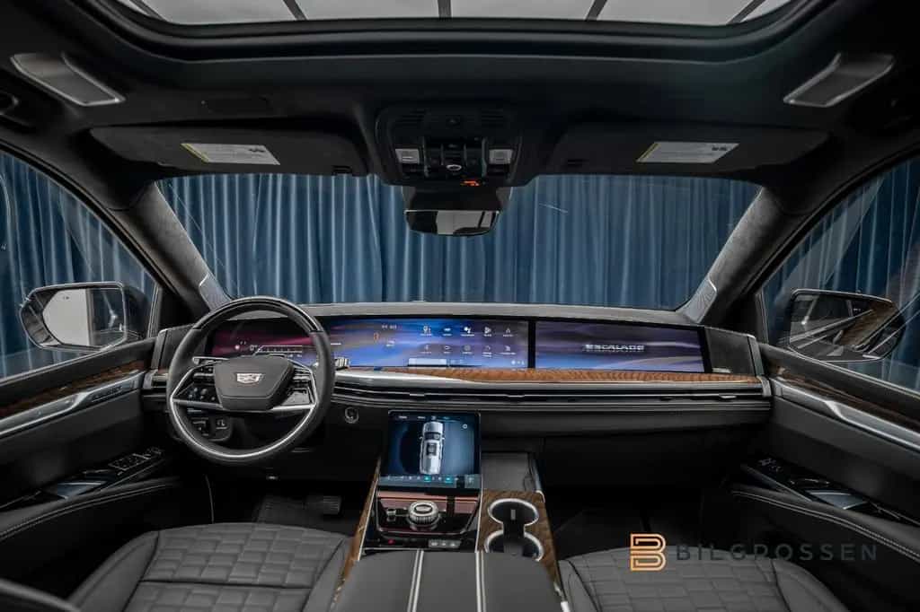 Cadillac Escalade Platinum Sport Exclusive Seats 24" MY26 null-photo-14