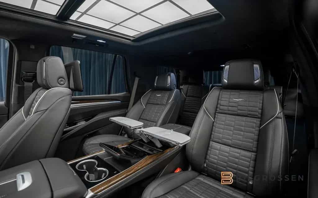 Cadillac Escalade Platinum Sport Exclusive Seats 24" MY26 null-photo-18