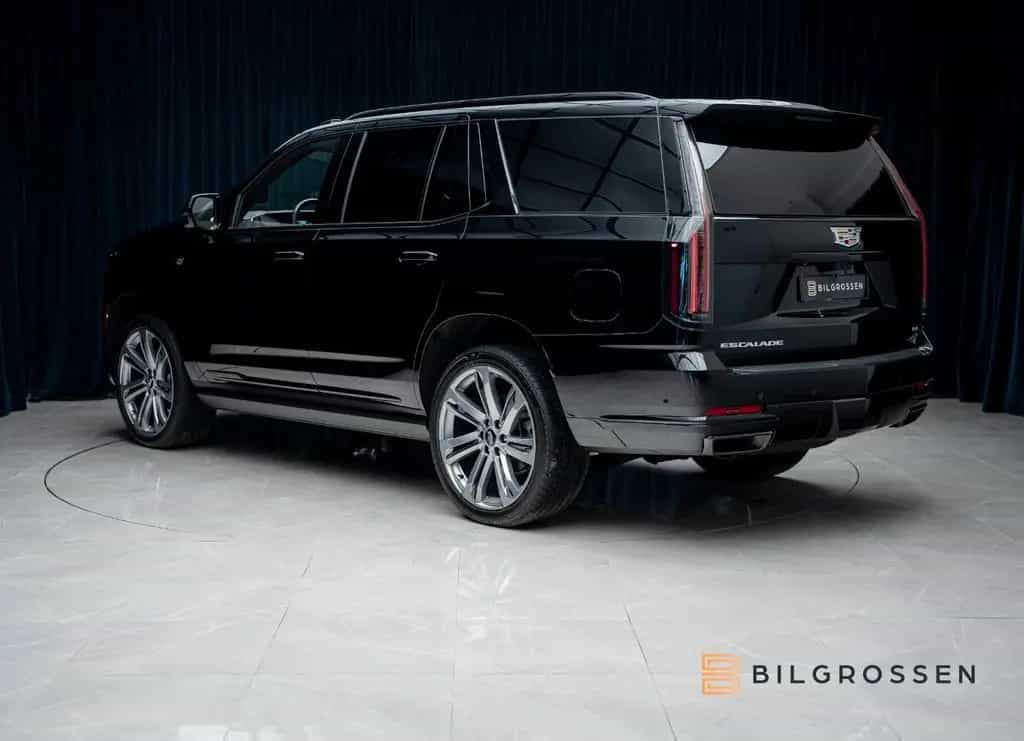 Cadillac Escalade Platinum Sport Exclusive Seats 24" MY26 null-photo-2