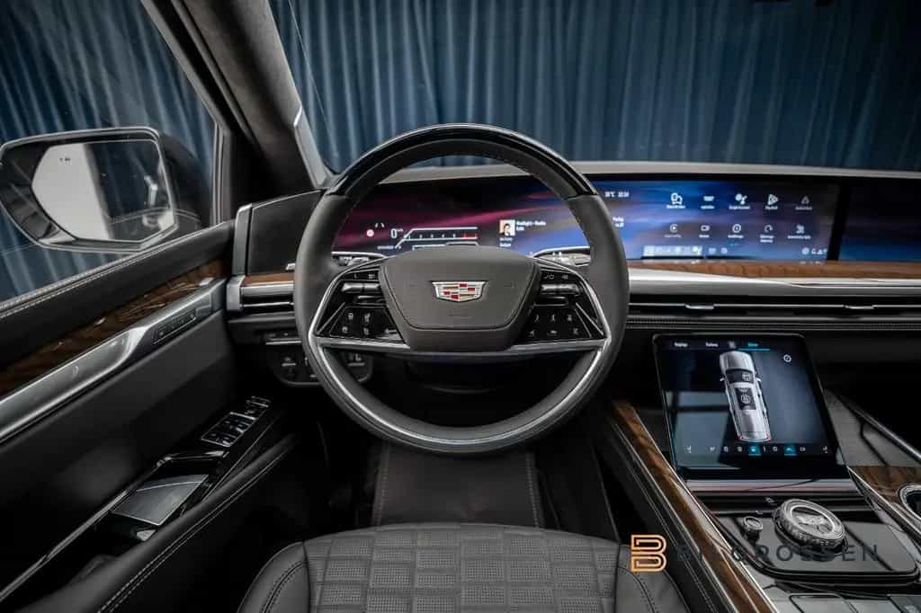 Cadillac Escalade Platinum Sport Exclusive Seats 24" MY26 null-photo-21