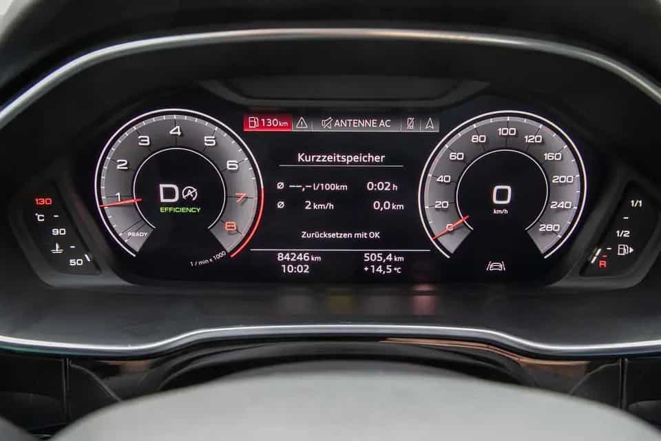 Audi Q3 40 TFSI Quattro S tronic Navi LED Klima SHZ RFK 09/2019-photo-6