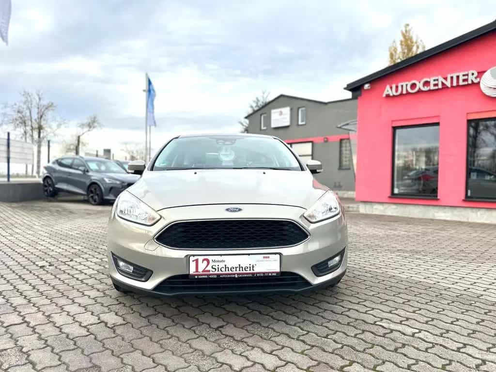 Ford Focus Lim. Cool & Connect*1 Hand*ab 4,99%* 01/2018-photo-1