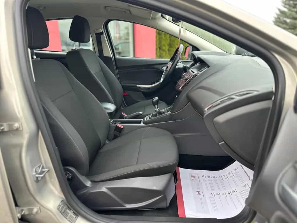 Ford Focus Lim. Cool & Connect*1 Hand*ab 4,99%* 01/2018-photo-12