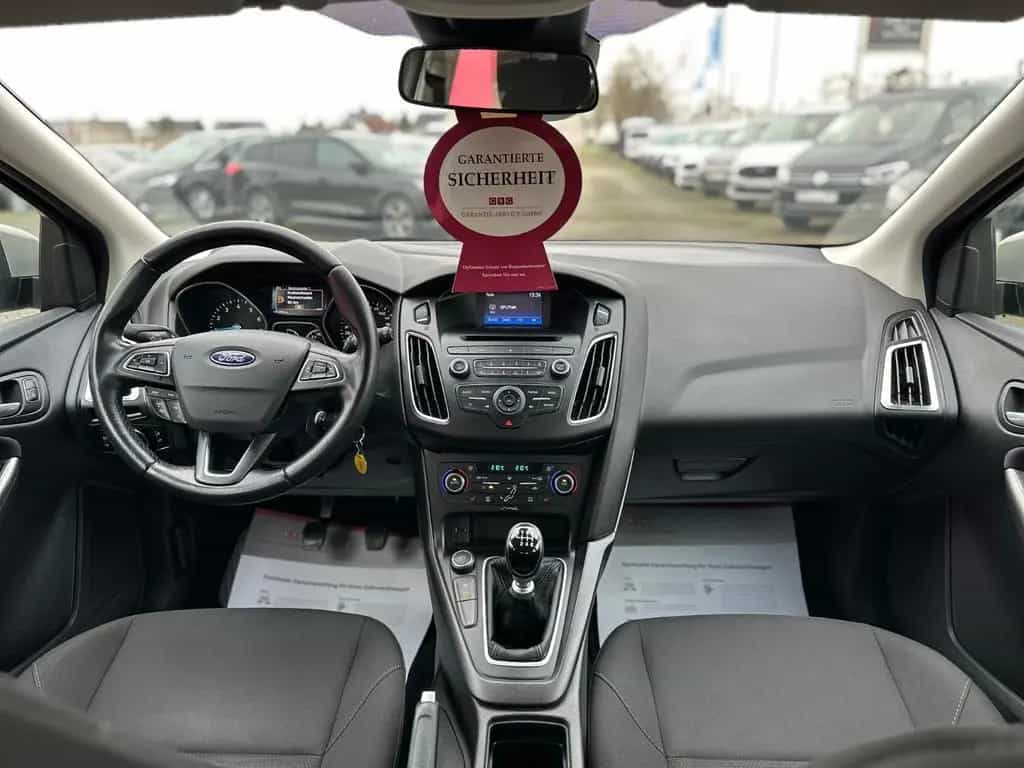 Ford Focus Lim. Cool & Connect*1 Hand*ab 4,99%* 01/2018-photo-9