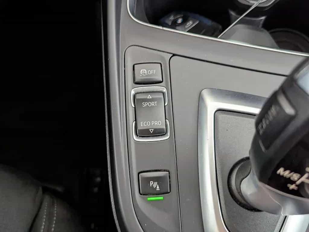BMW 1 Series 118 i Edition M Sport Shadow LED+NAVI+PDC+SHZ+ 07/2019-photo-23