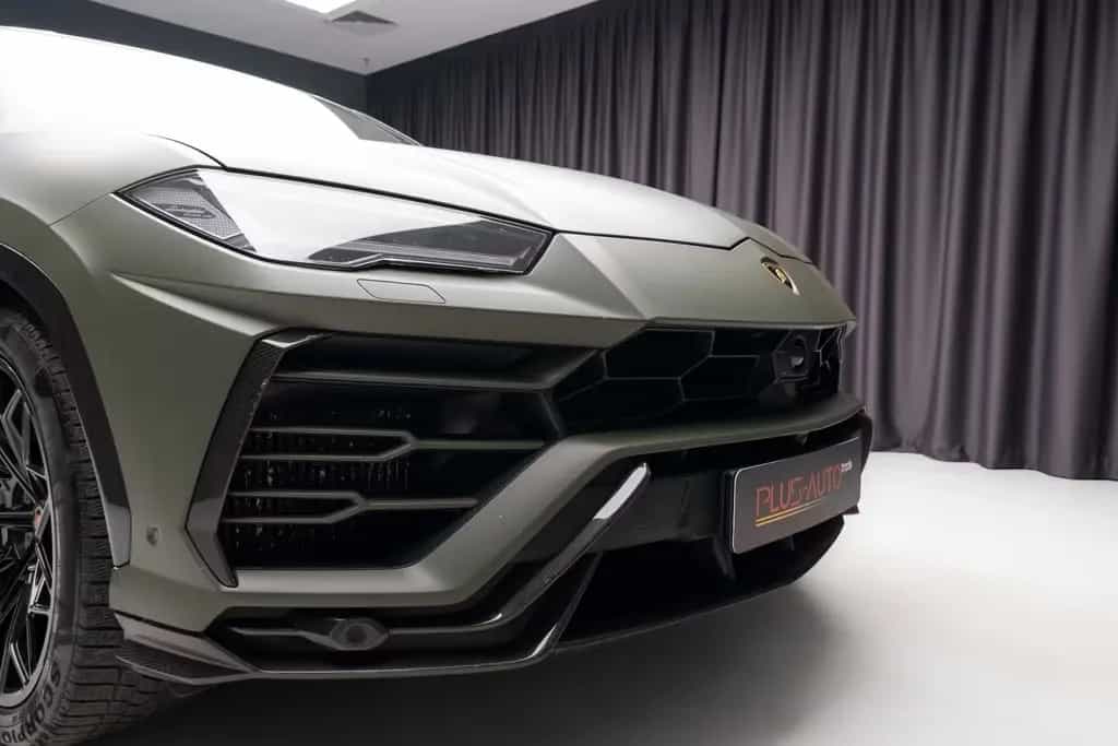 Lamborghini Urus 4.0 V8 Auto. 03/2020-photo-1