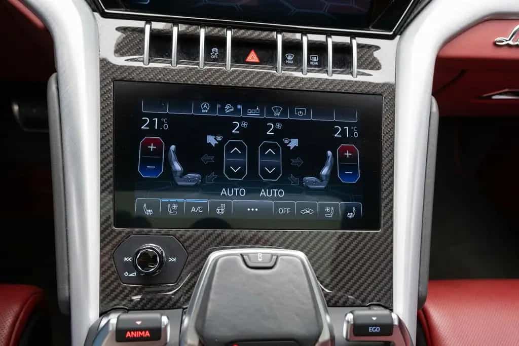 Lamborghini Urus 4.0 V8 Auto. 03/2020-photo-15