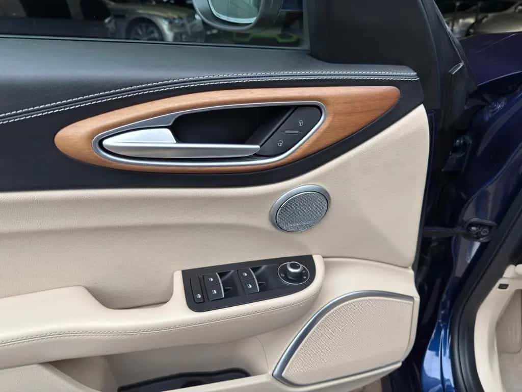 Alfa Romeo Giulia 2.2 JTDM LUSSO LEDER BEIGE/NAVI/AUTOMATIK 09/2018-photo-17