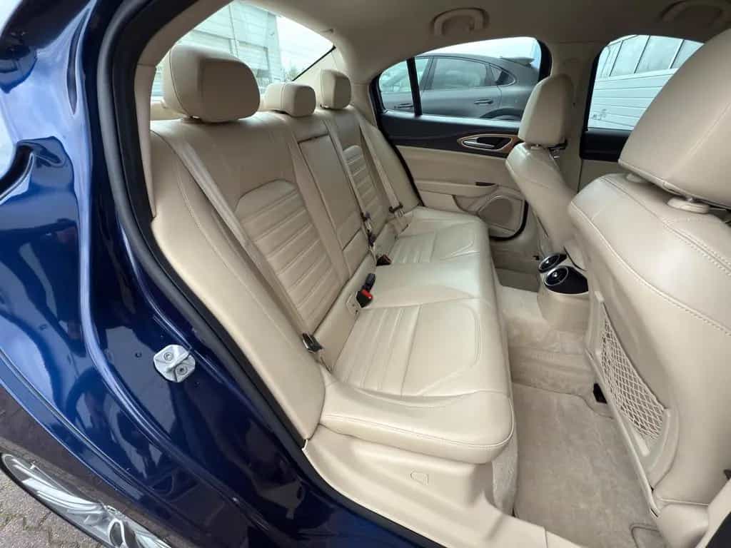 Alfa Romeo Giulia 2.2 JTDM LUSSO LEDER BEIGE/NAVI/AUTOMATIK 09/2018-photo-27