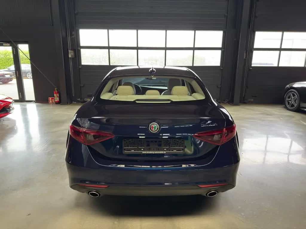 Alfa Romeo Giulia 2.2 JTDM LUSSO LEDER BEIGE/NAVI/AUTOMATIK 09/2018-photo-5