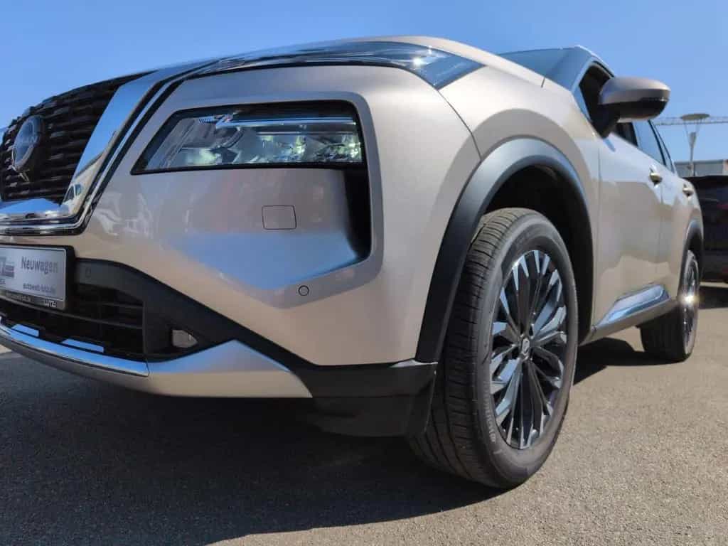 Nissan X-Trail Tekna 7-Sitzer HUD Navi Memory Sitze 360 03/2026-photo-4