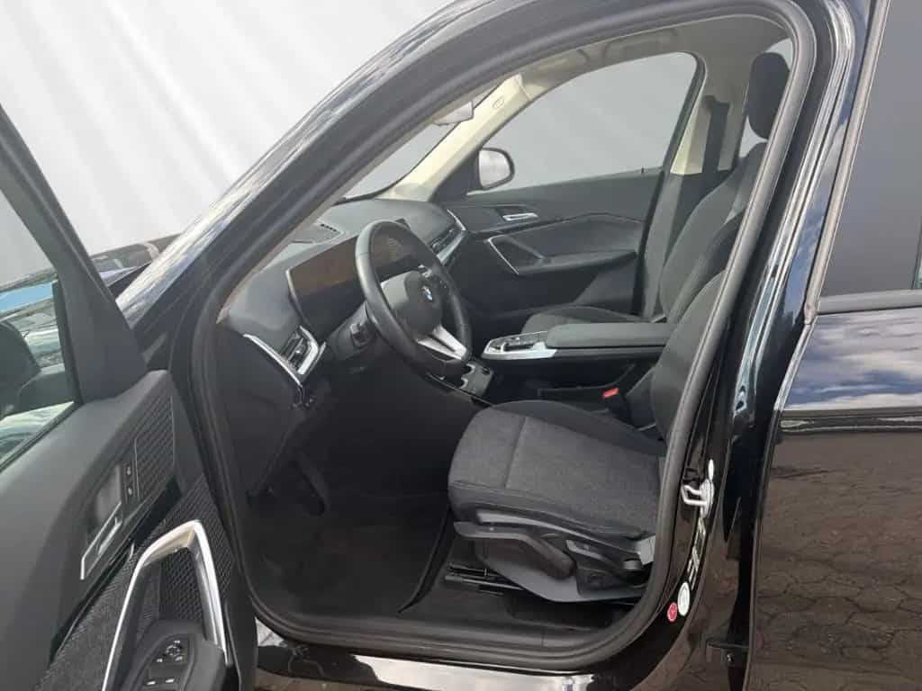 BMW X1 18d sDrive LED Parkassist. SHZ Komfortzugang 02/2023-photo-7