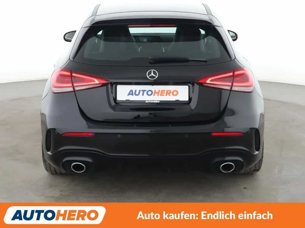 Mercedes-Benz A-Class 35 AMG 4Matic Aut.*MULTIBEAM*NAVI*TEMPO*CAM*SH 11/2021-photo-3