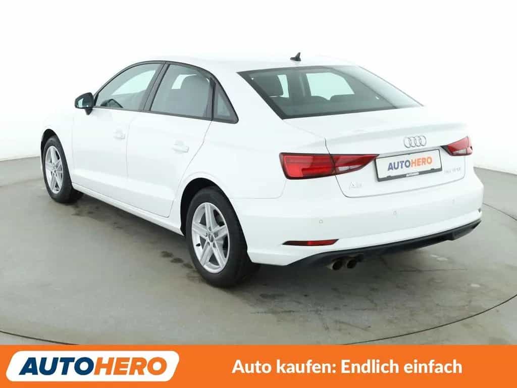 Audi A3 Limousine 35 TFSI Aut.*NAVI*LED*TEMPO*PDC* 06/2020-photo-3