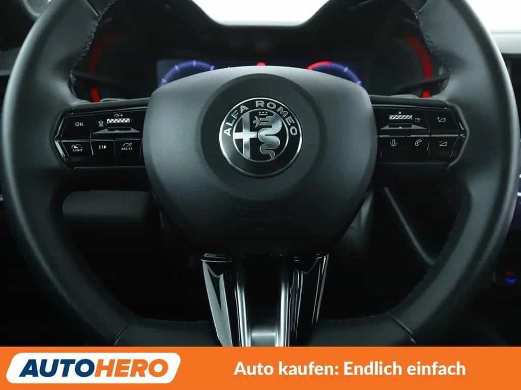 Alfa Romeo Junior 1.2 VGT Speciale Aut.*NAVI*LED*ACC*SPUR* 05/2025-photo-15