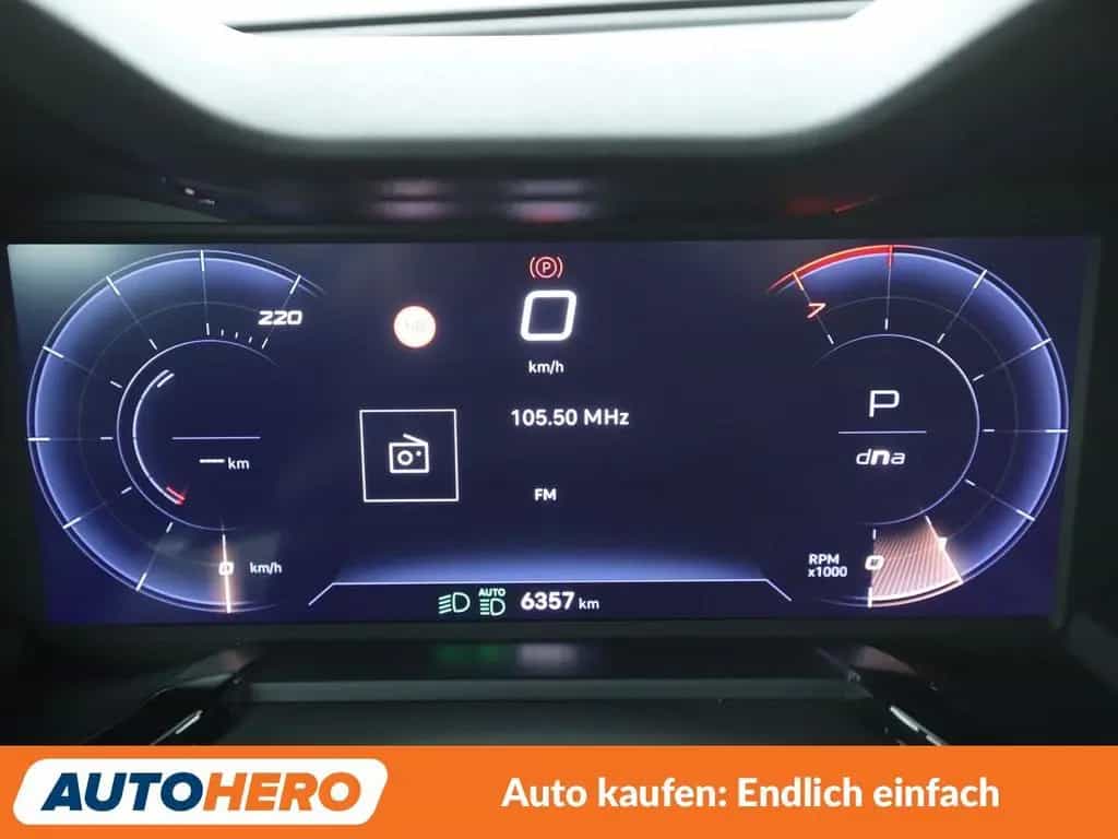 Alfa Romeo Junior 1.2 VGT Speciale Aut.*NAVI*LED*ACC*SPUR* 05/2025-photo-16