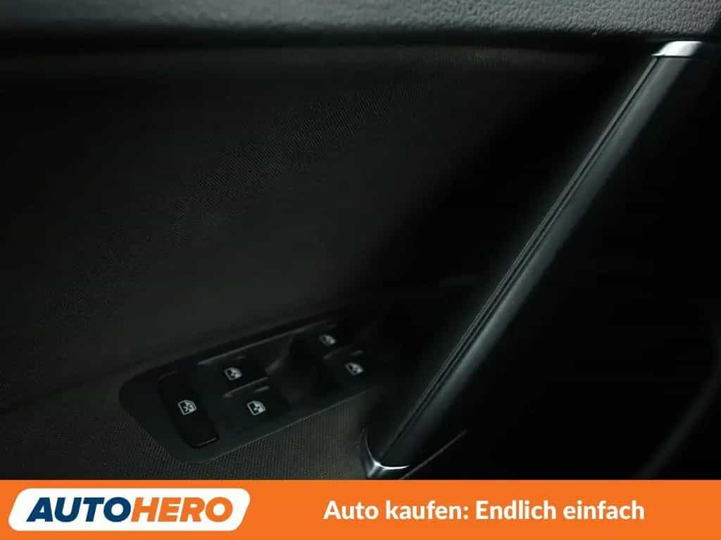 Volkswagen Golf VII 1.5 TSI ACT Join BM*NAVI*LED*PDC*SHZ* 11/2018-photo-24