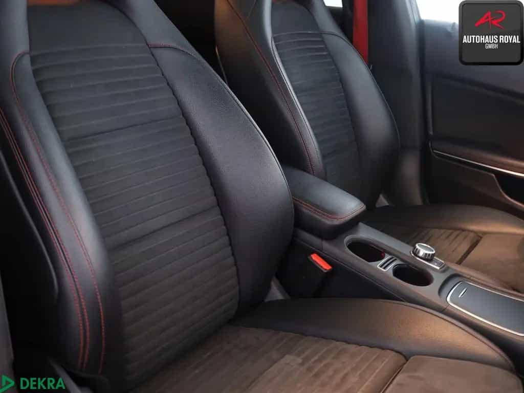 Mercedes-Benz CLA 250 Coupe 4M AMG SPORT EDITION PANORAMA,H/K 04/2018-photo-11