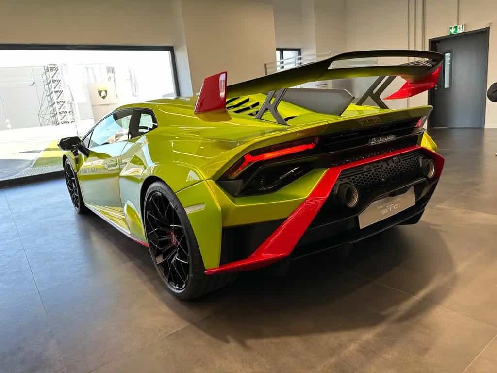 Lamborghini Huracan STO*Garantie*Service*XPEL*Lift*AdPersona 04/2025-photo-2