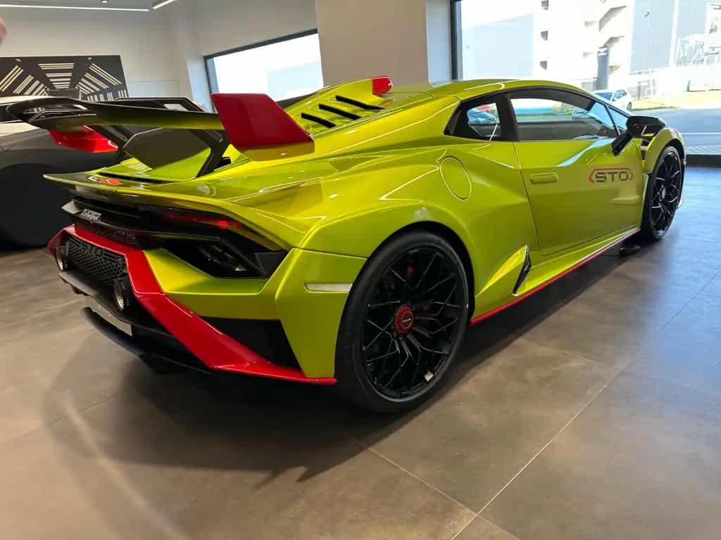 Lamborghini Huracan STO*Garantie*Service*XPEL*Lift*AdPersona 04/2025-photo-3