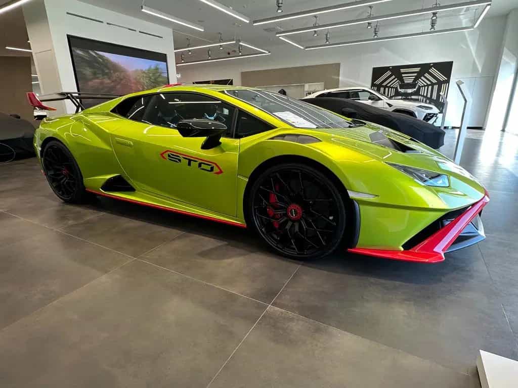 Lamborghini Huracan STO*Garantie*Service*XPEL*Lift*AdPersona 04/2025-photo-8
