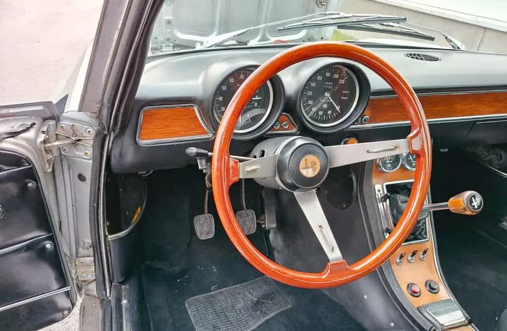 Alfa Romeo Giulia GT 2000 Veloce 06/1973-photo-1