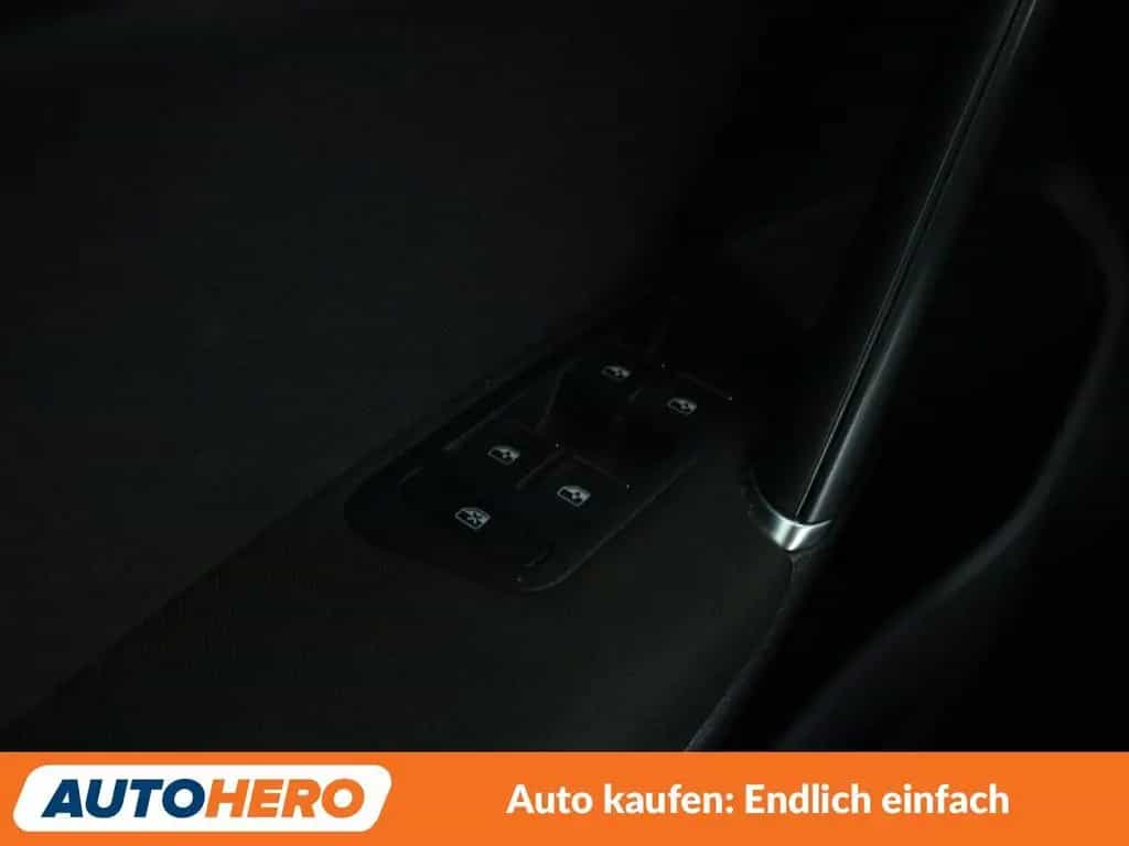 Volkswagen Golf VII 1.4 TSI Highline BM Aut.*NAVI*ACC*PDC* 05/2017-photo-26