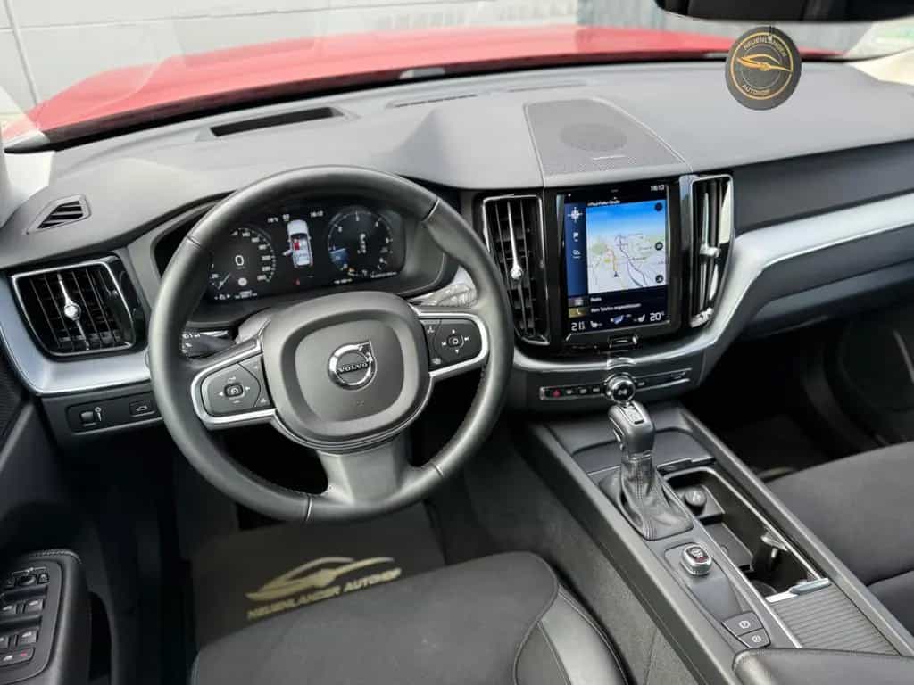 Volvo XC60 XC 60 D4 Momentum*Automatik*HUD*1.Hand*AHK*Leder 03/2019-photo-12