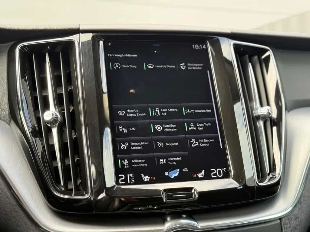 Volvo XC60 XC 60 D4 Momentum*Automatik*HUD*1.Hand*AHK*Leder 03/2019-photo-17