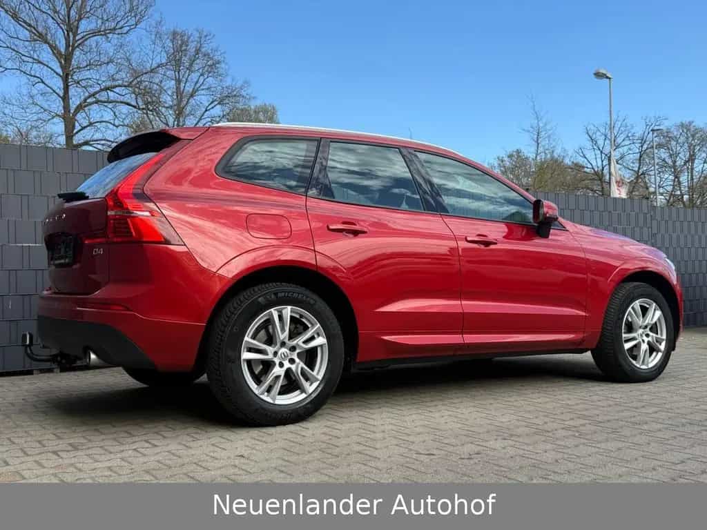 Volvo XC60 XC 60 D4 Momentum*Automatik*HUD*1.Hand*AHK*Leder 03/2019-photo-3