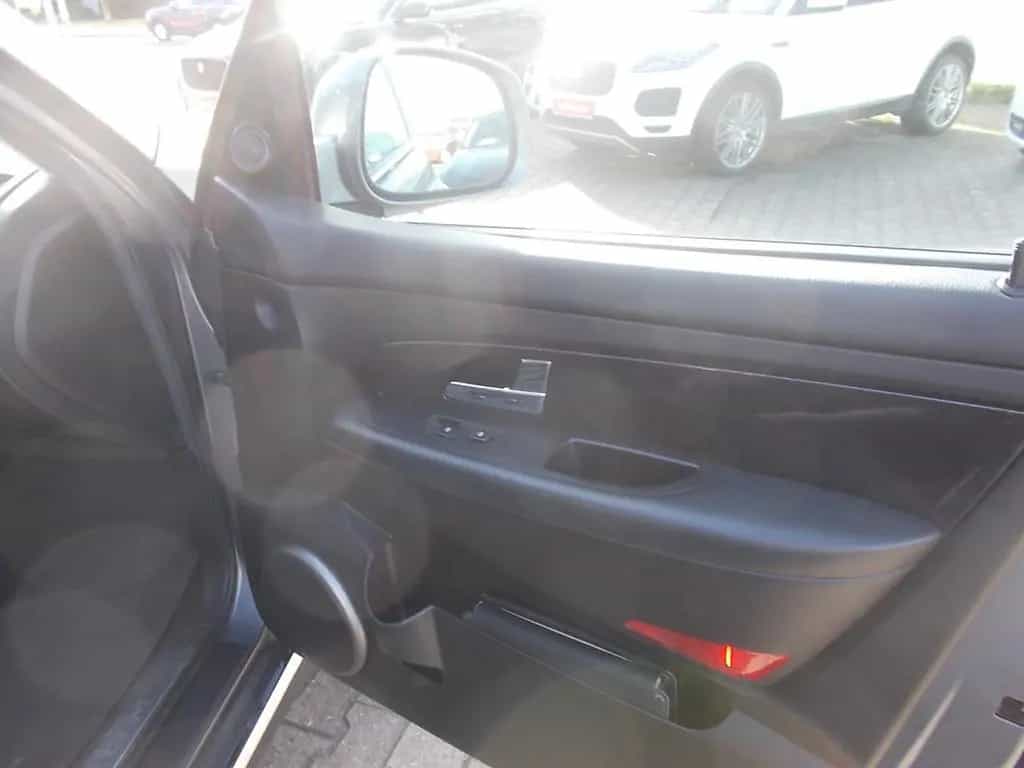 Ssangyong REXTON Rexton W Quartz 4WD, AHK, Allwetter, 1.Hd 03/2015-photo-30