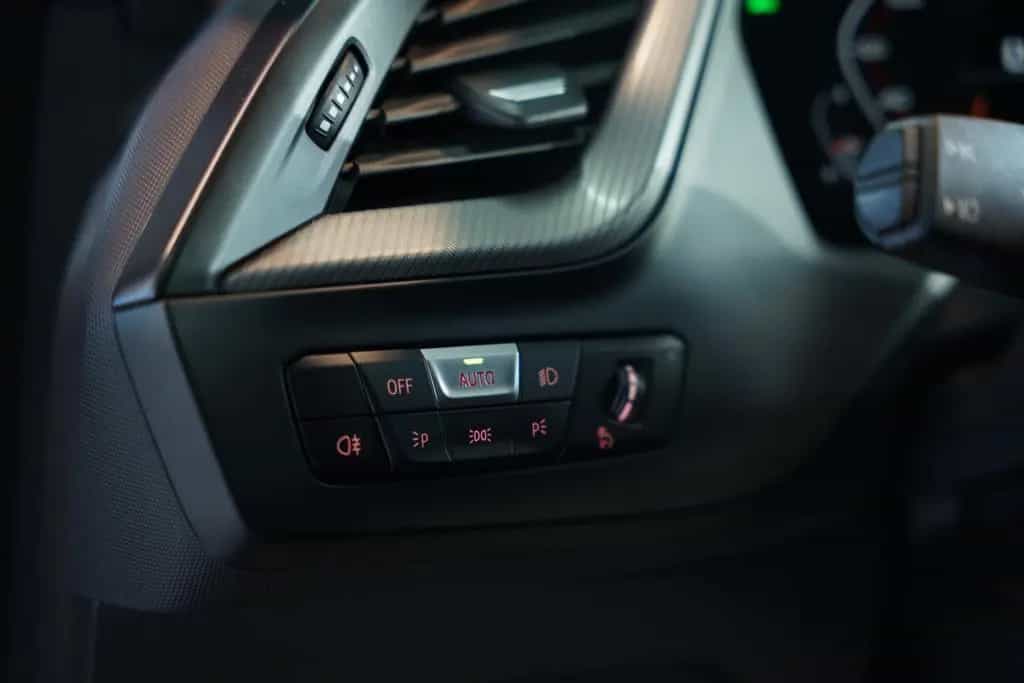 BMW M135 xDrive *2.Hand *Schale *H&K *PDC *H-UP 04/2020-photo-24