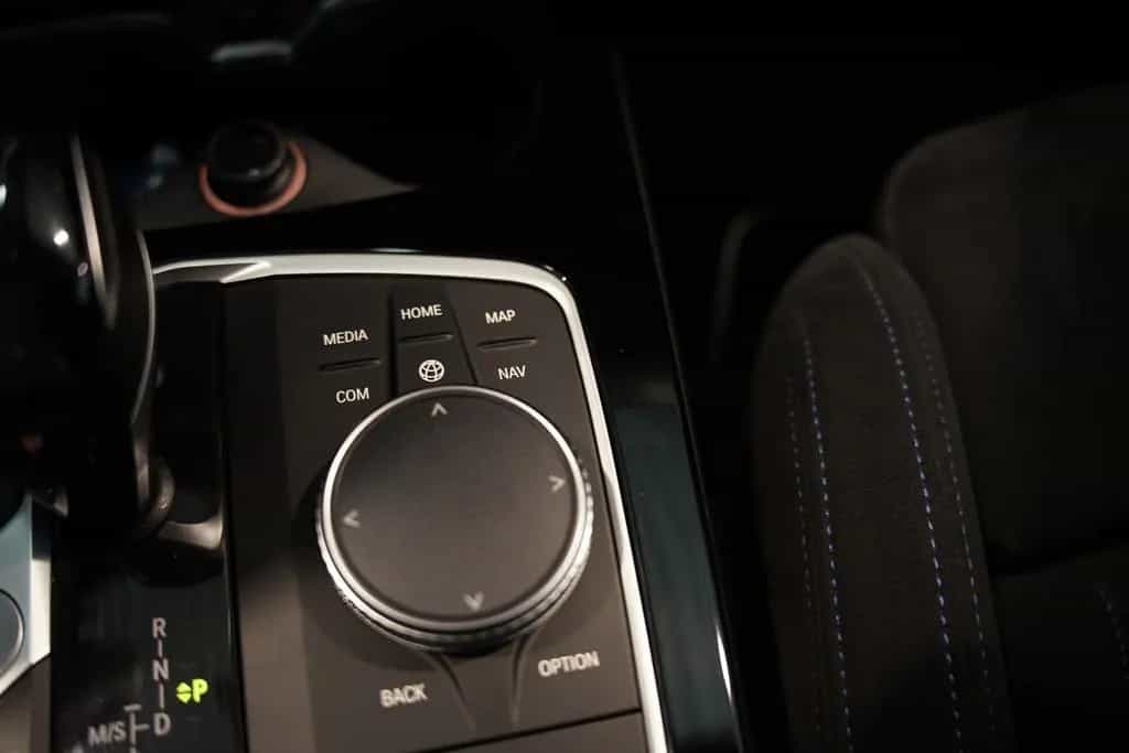 BMW M135 xDrive *2.Hand *Schale *H&K *PDC *H-UP 04/2020-photo-27