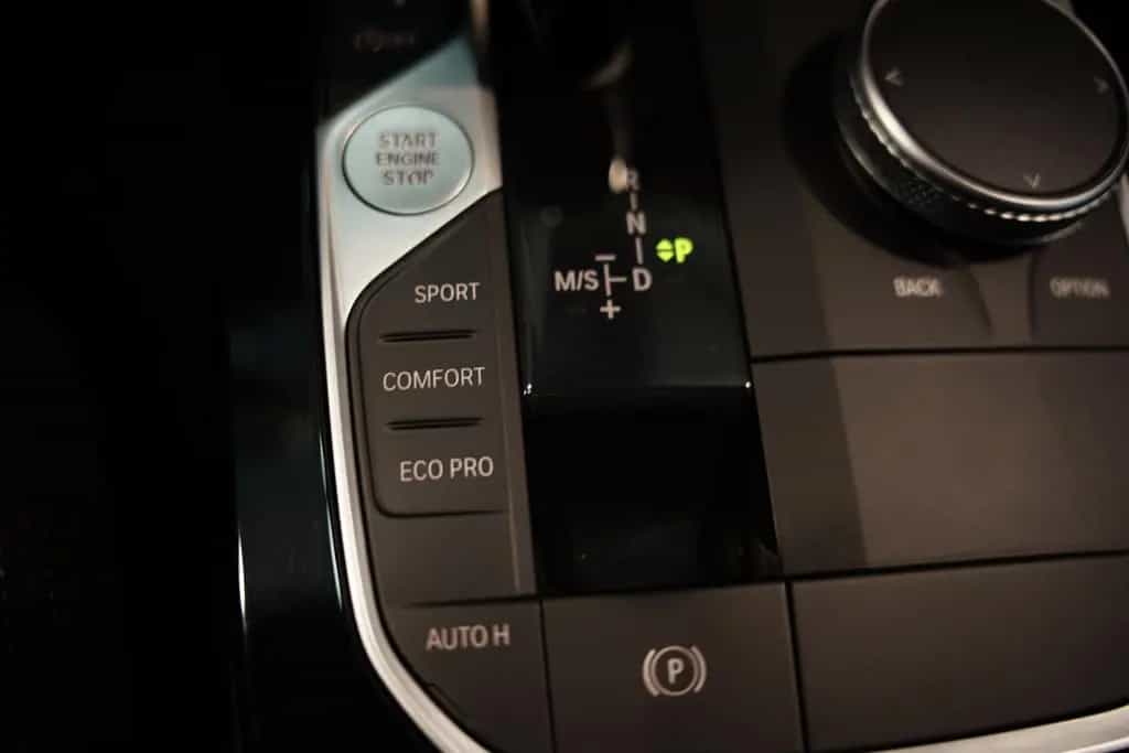 BMW M135 xDrive *2.Hand *Schale *H&K *PDC *H-UP 04/2020-photo-28
