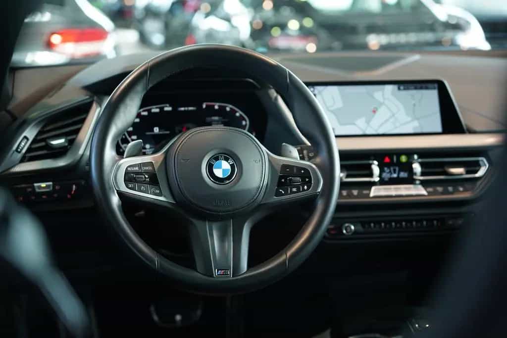BMW M135 xDrive *2.Hand *Schale *H&K *PDC *H-UP 04/2020-photo-38