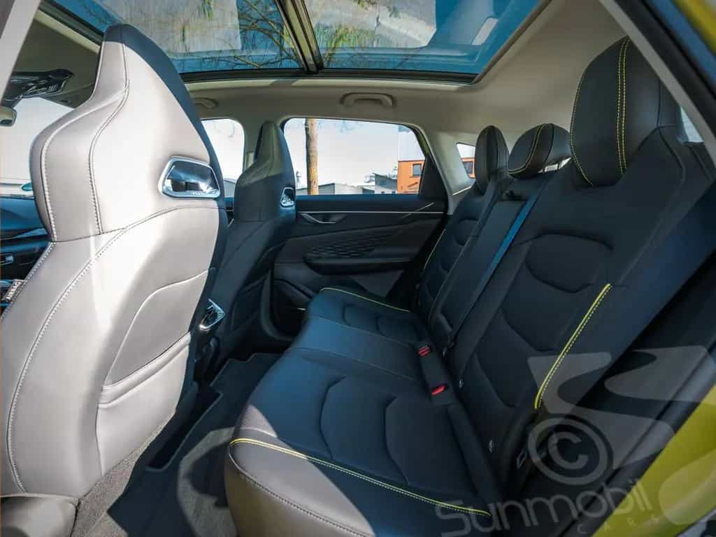 BAIC X55 1.5 T-GDI 360°Kamera Panoramadach auf Lager 05/2024-photo-18