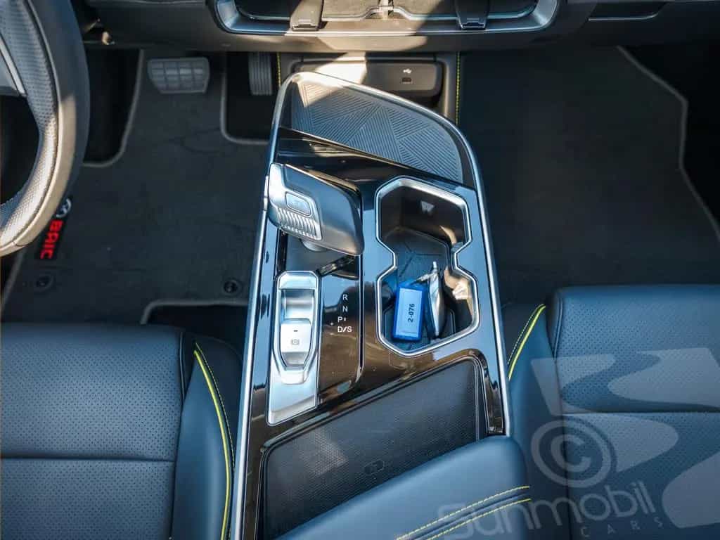 BAIC X55 1.5 T-GDI 360°Kamera Panoramadach auf Lager 05/2024-photo-23