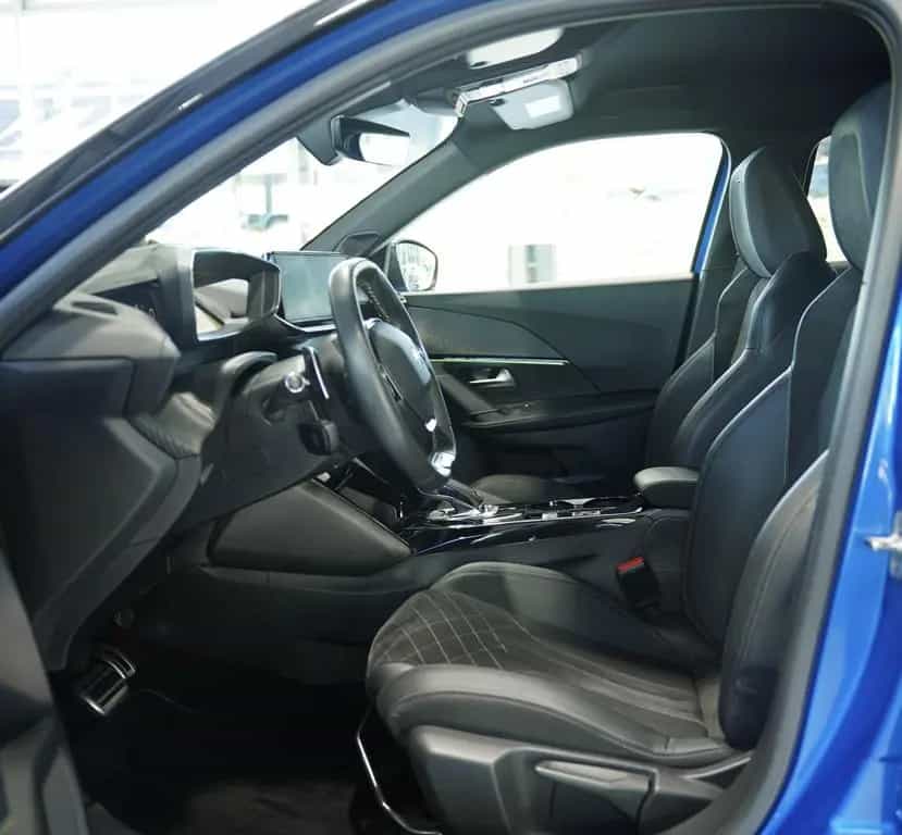 Peugeot 2008 GT *18 Zoll *ACC *Digital *Kamera 08/2020-photo-23