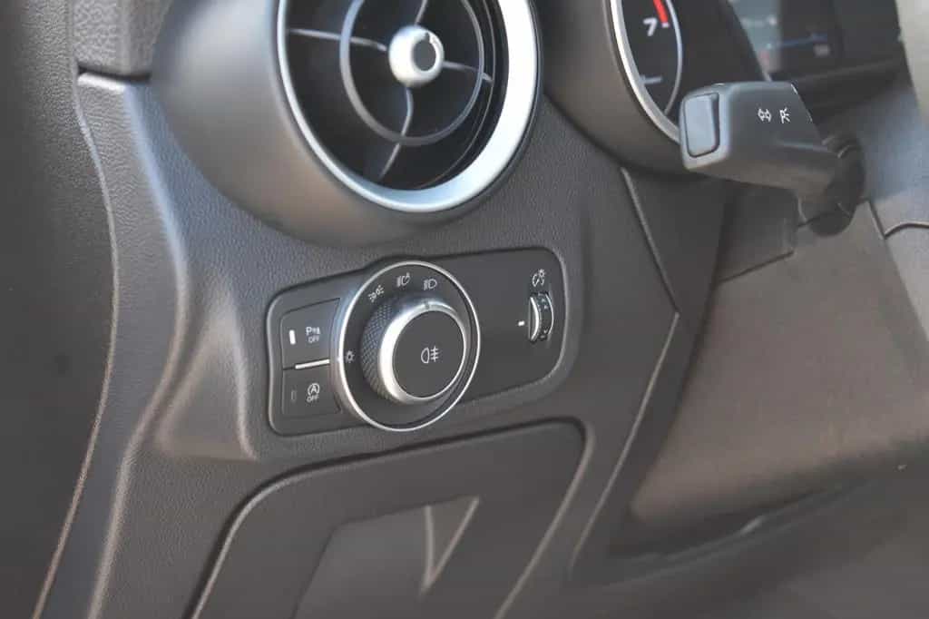 Alfa Romeo Stelvio Super Q4 Keyless Go AHK 05/2021-photo-15