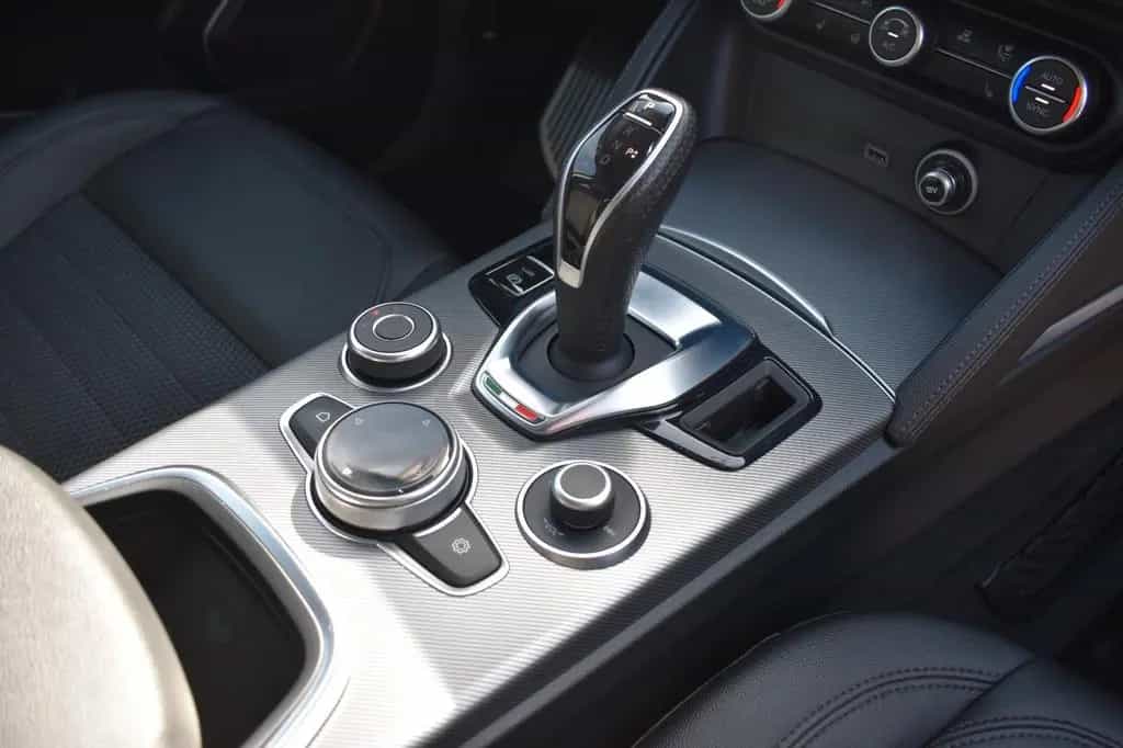 Alfa Romeo Stelvio Super Q4 Keyless Go AHK 05/2021-photo-20