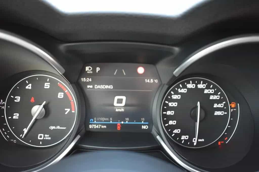 Alfa Romeo Stelvio Super Q4 Keyless Go AHK 05/2021-photo-33