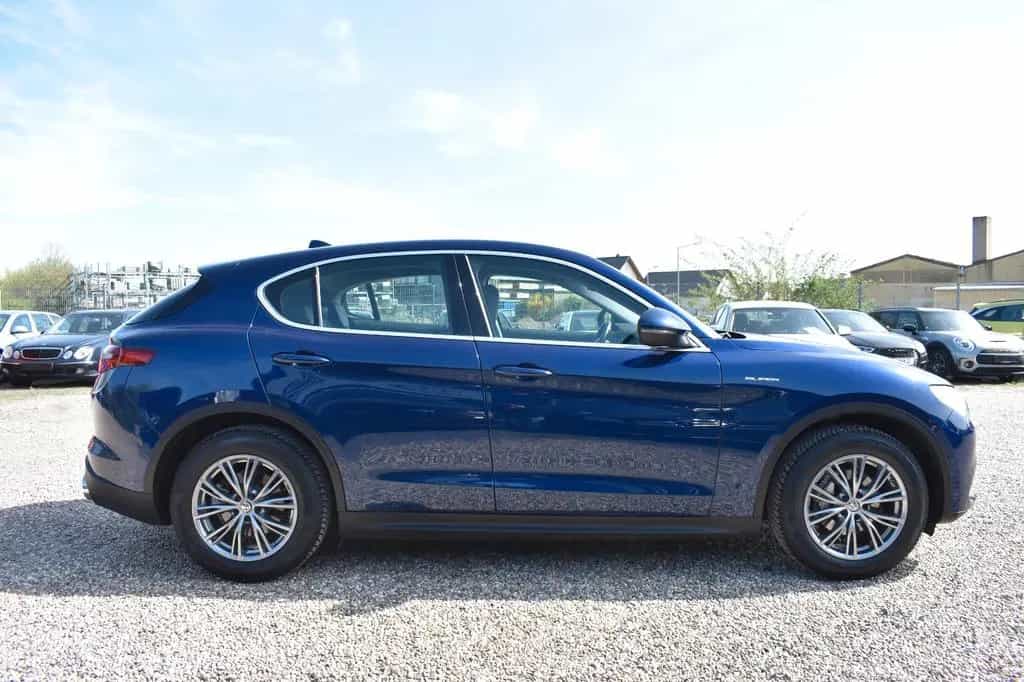 Alfa Romeo Stelvio Super Q4 Keyless Go AHK 05/2021-photo-4