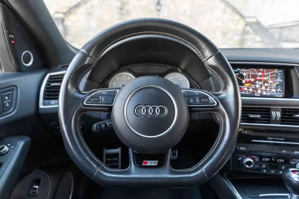 Audi SQ5 3.0TFSI QUATTRO B&O BIXENON KAM NAV ALC PANO 04/2015-photo-11