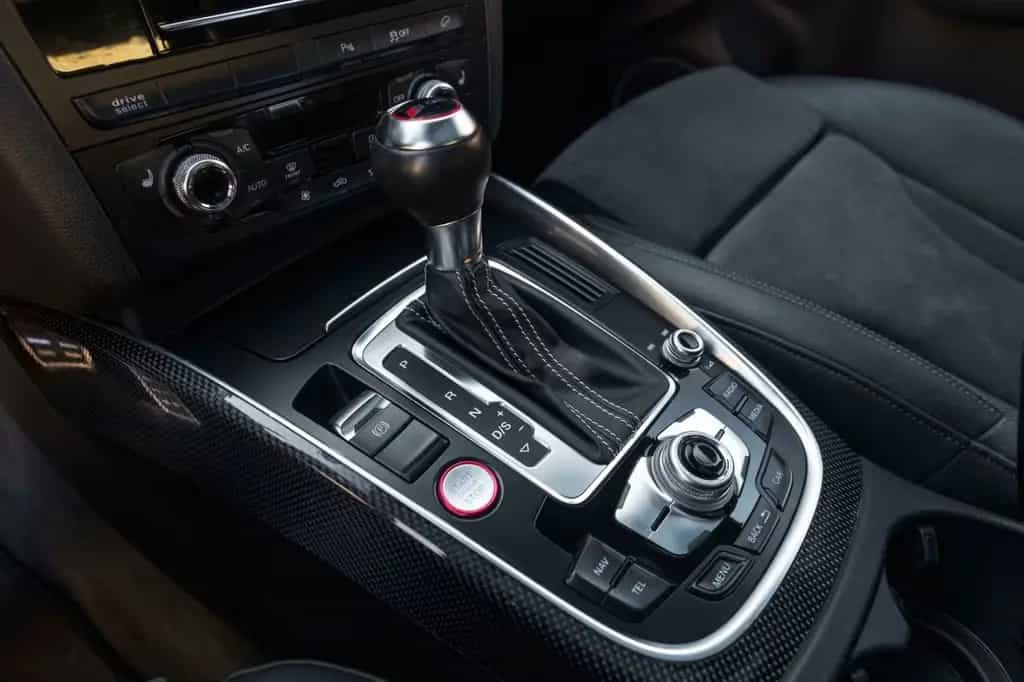 Audi SQ5 3.0TFSI QUATTRO B&O BIXENON KAM NAV ALC PANO 04/2015-photo-12