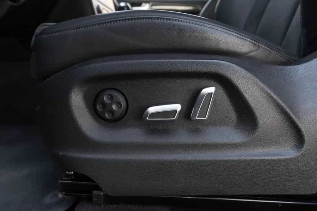 Audi SQ5 3.0TFSI QUATTRO B&O BIXENON KAM NAV ALC PANO 04/2015-photo-21