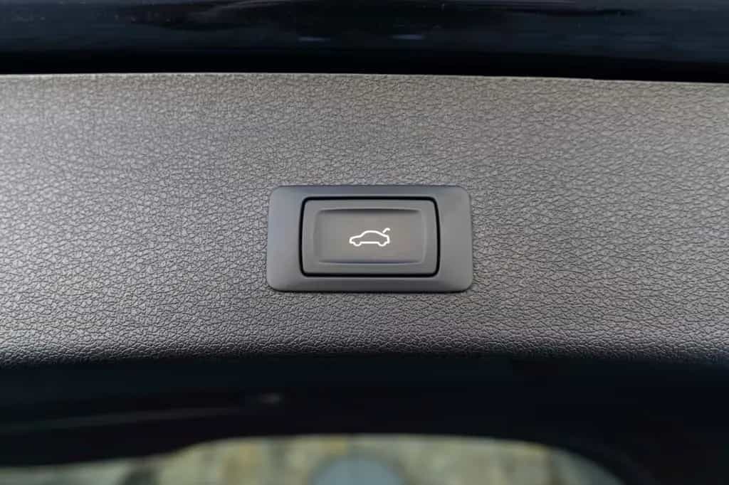 Audi SQ5 3.0TFSI QUATTRO B&O BIXENON KAM NAV ALC PANO 04/2015-photo-25
