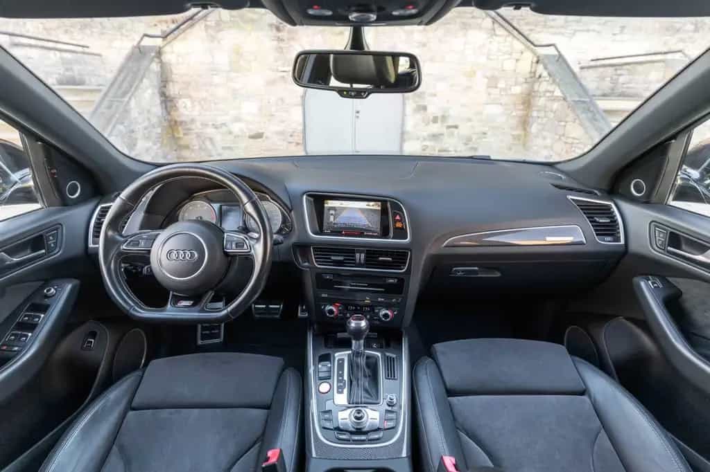 Audi SQ5 3.0TFSI QUATTRO B&O BIXENON KAM NAV ALC PANO 04/2015-photo-3